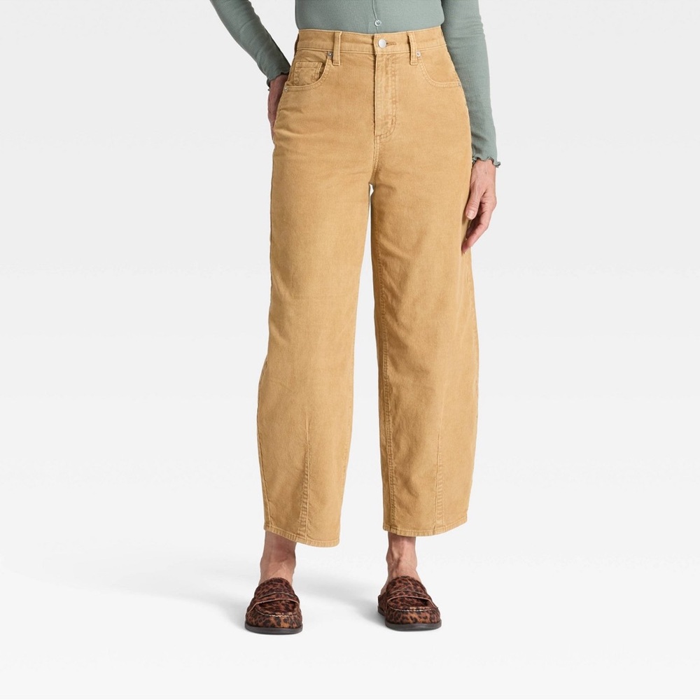 Women's High Rise Corduroy Barrel Jeans.   Tan. 12